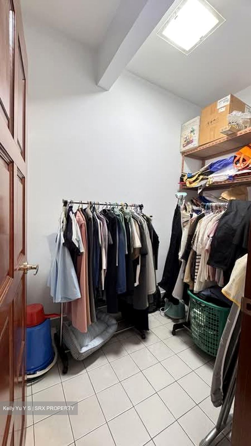 Pinewood Grove (D25), Terrace #528591091